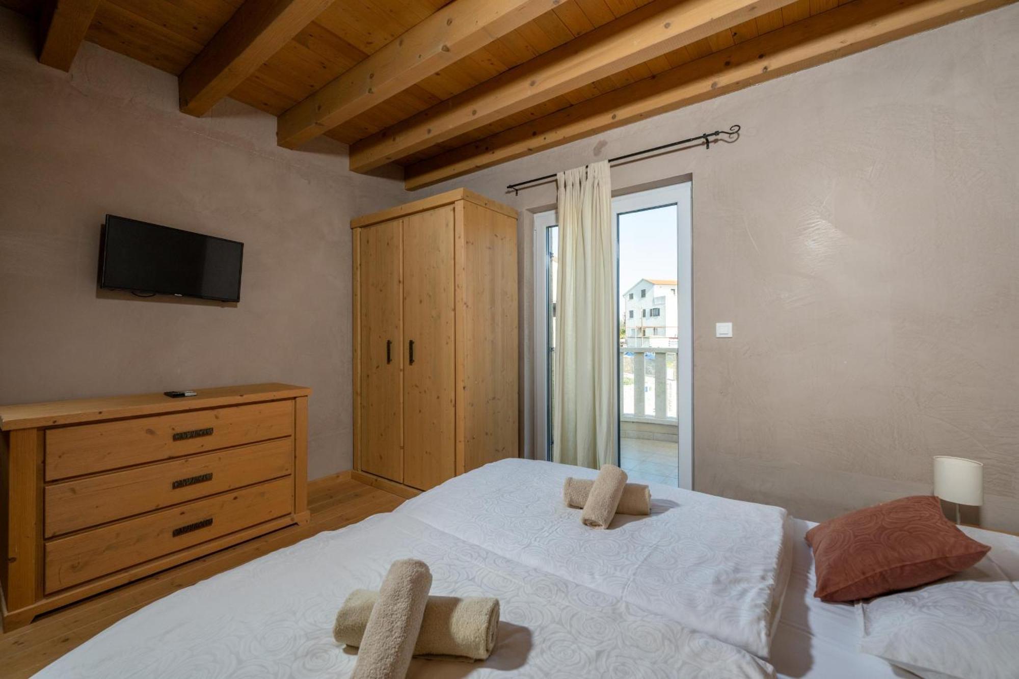 6-Bedroom Villa Chiara With Sea View Premantura Extérieur photo
